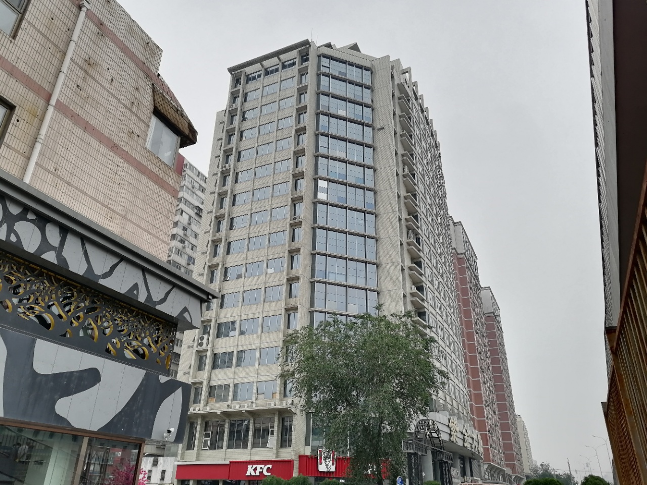 紫金大厦实拍图1