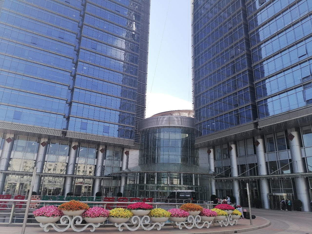 清华同方科技广场内景
